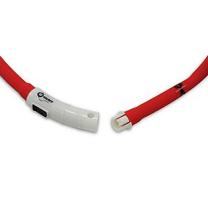 Délka svítícího obojku je 70 cm, kterou si můžete přizpůsobit podle potřeb vašeho pejska zkrácením