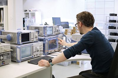 Disponujeme vlastním vývojem a výrobou a díky tomu naše produkty neustále inovujeme